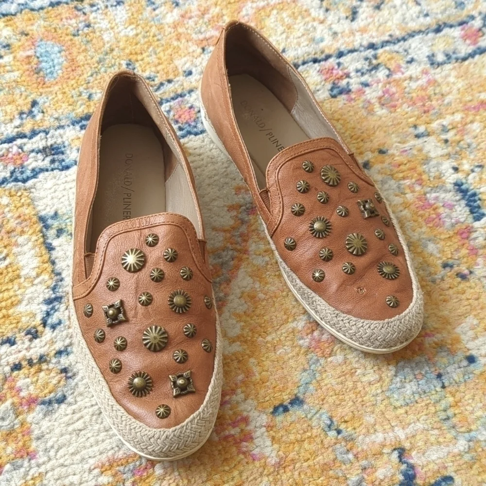 Donald J. Pliner Pamela Embellished Leather Espadrille Slip-On Sneakers 6.5